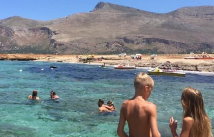 Vacanze sicure con i bambini sulle spiagge di Castelluzzo e Macari